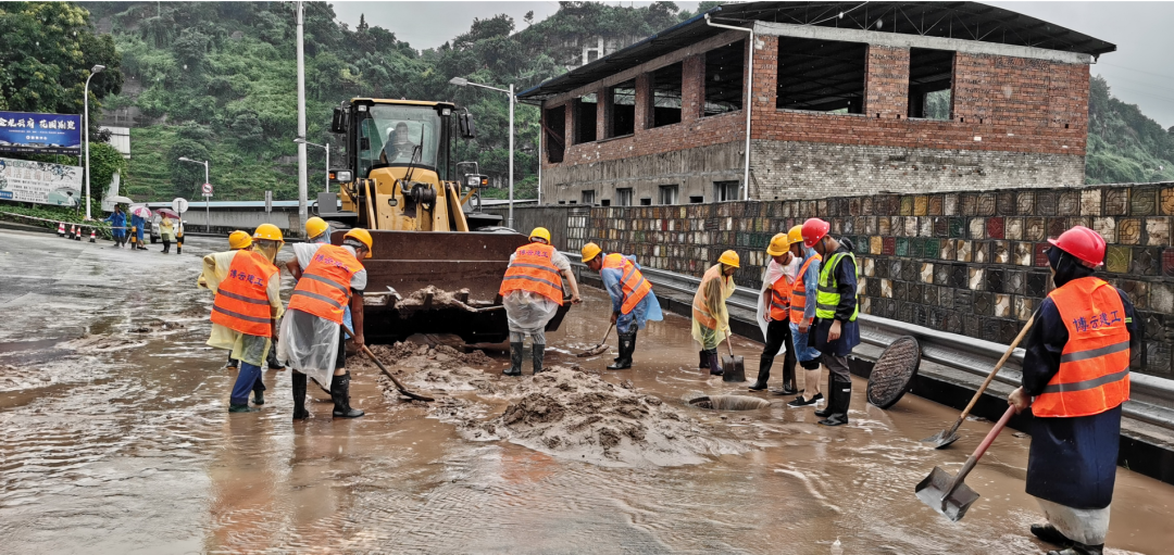 暴雨來襲，博云建工緊急響應參加抗洪搶險工作